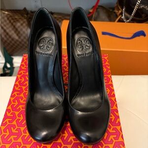 Tori Burch Heels 6 1/2
Jude Black NWT